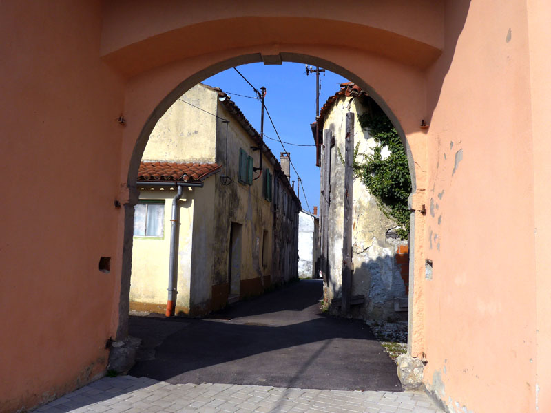 2015_04_10_1008__biljana
