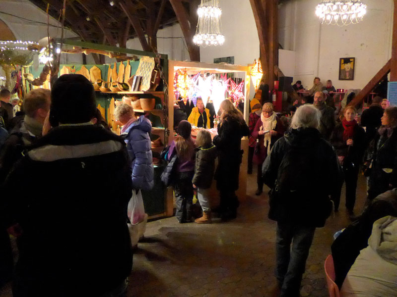 56__2013_12_08__christiania_julemarked