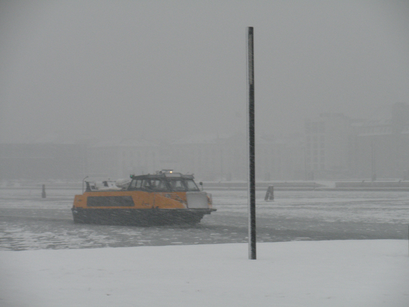 04__2010_02_18_1555__kopenhagen__hafen__havnebus