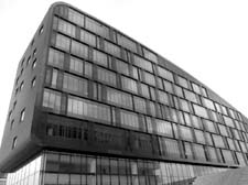 17__business_center_winghouse__henning_larsen_architects_2010
