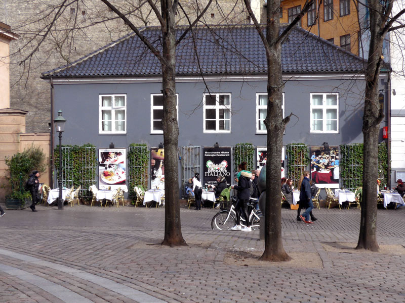 17_2014_03_15_1404__fiolstraede